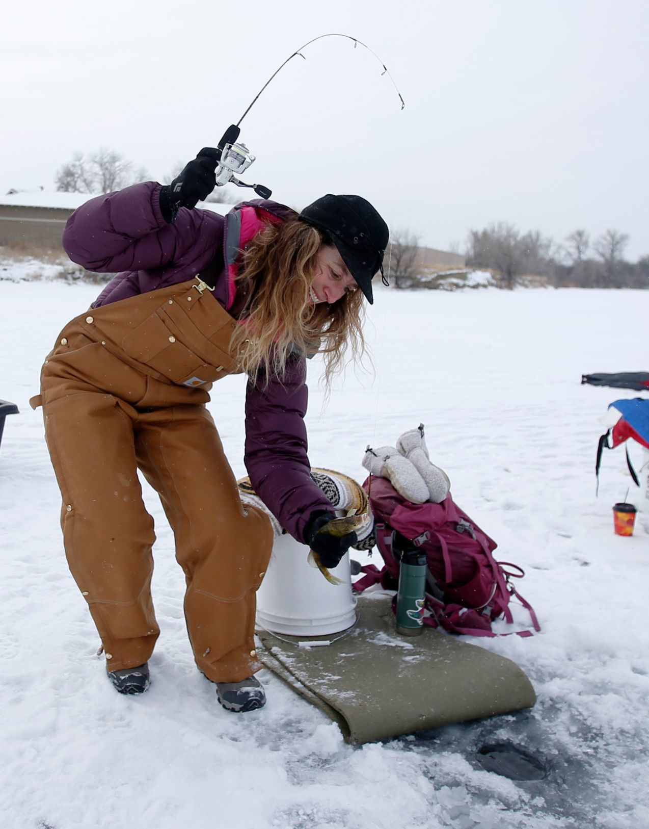 Ice fishing workshop